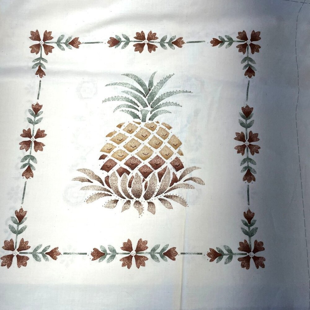 Cranston Cotton Fabric Panels White Candlewicking‎ Embroidery Pineapple Floral